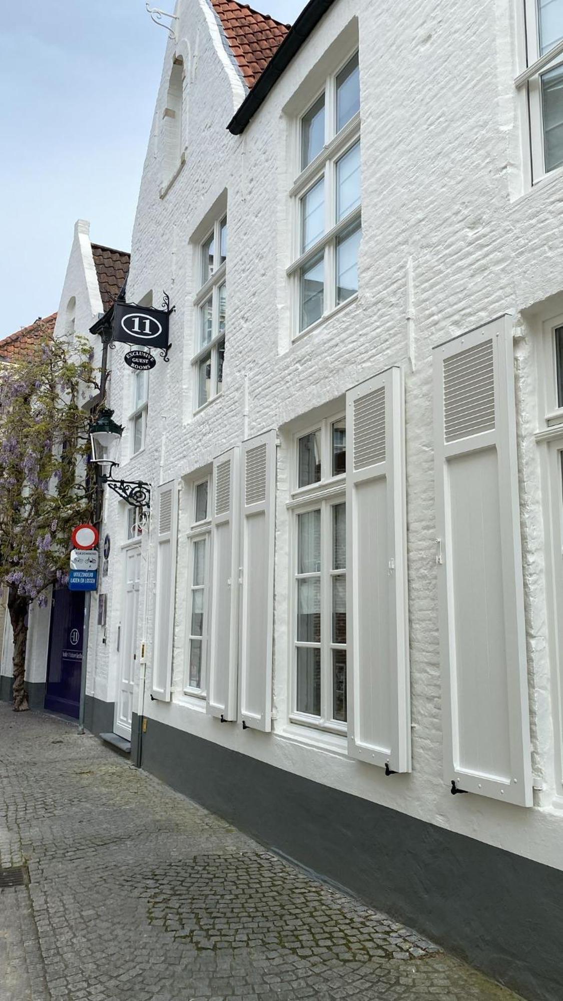 B&B Number 11 Exclusive Guesthouse Bruges Exterior photo